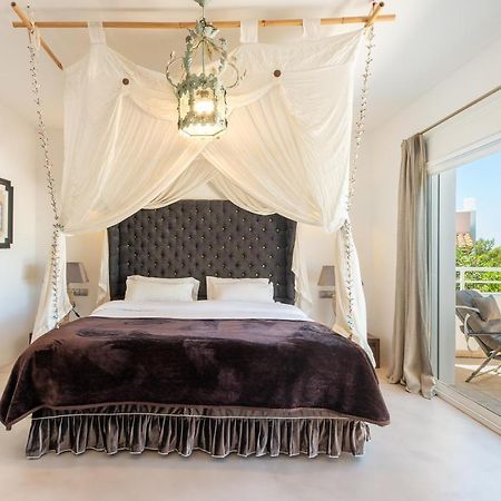 Villa Amarantos Santa Eularia des Riu Esterno foto